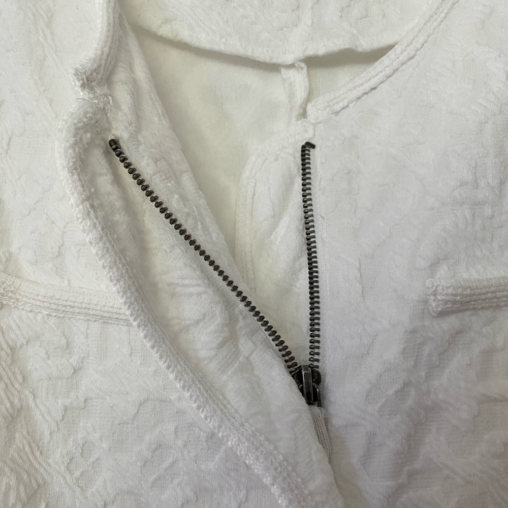 moth white patterned jacket - Picture 4 of 5